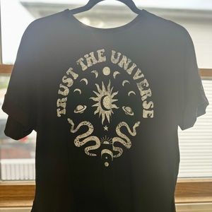 Black aesthetic graphic t shirt